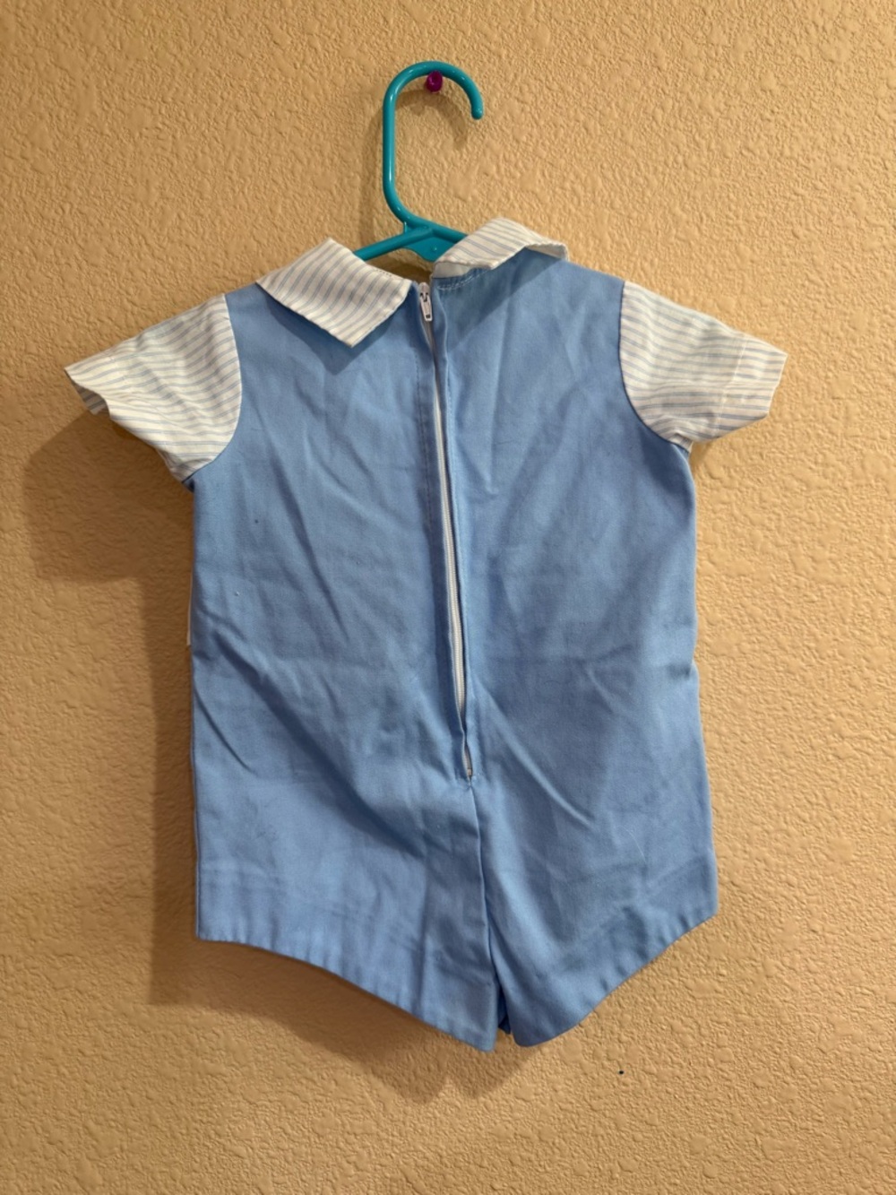 Vintage 3-6month Blue & White Baby Romper with Three Little Bears Patch - Picture 3 of 4
